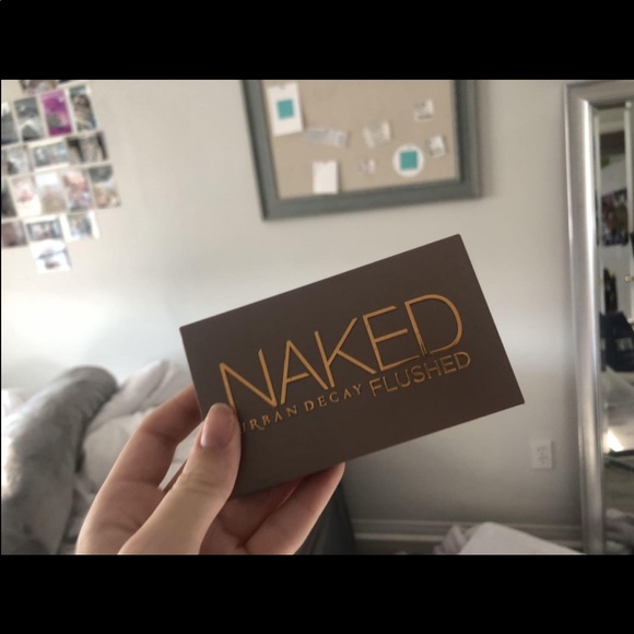Urban Decay Other - naked flushed pallet